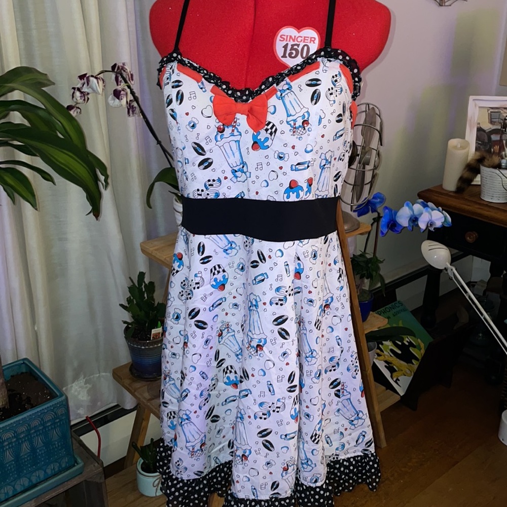 SOURPUSS Sundae Jukebox Pinup Dress NWOT🍭